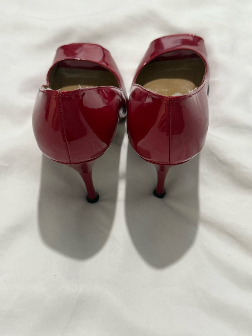 Stuart Weitzman - Red Patent Peep-Toe Mid-Heels - Picture 6 of 9